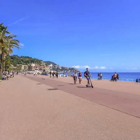 Апартаменты Les Yuccas Promenade Des By Interhome *